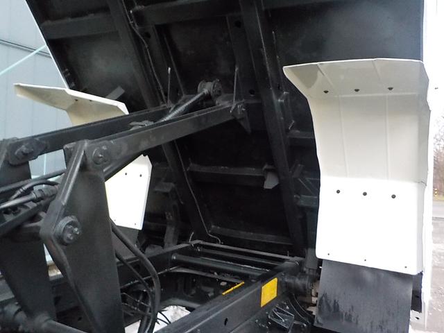 ヒノレンジャー 4tダンプ Lゲート 電動コボレーン ◆4tダンプ◆6MT◆フル装備◆Lゲート◆電動コボレーン◆エアバッグ◆平成25年式◆走行106000Km◆ディーゼル◆排気量5120cc◆積載3650kg◆3人乗り◆(25枚目)