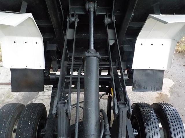 ヒノレンジャー 4tダンプ Lゲート 電動コボレーン ◆4tダンプ◆6MT◆フル装備◆Lゲート◆電動コボレーン◆エアバッグ◆平成25年式◆走行106000Km◆ディーゼル◆排気量5120cc◆積載3650kg◆3人乗り◆(29枚目)