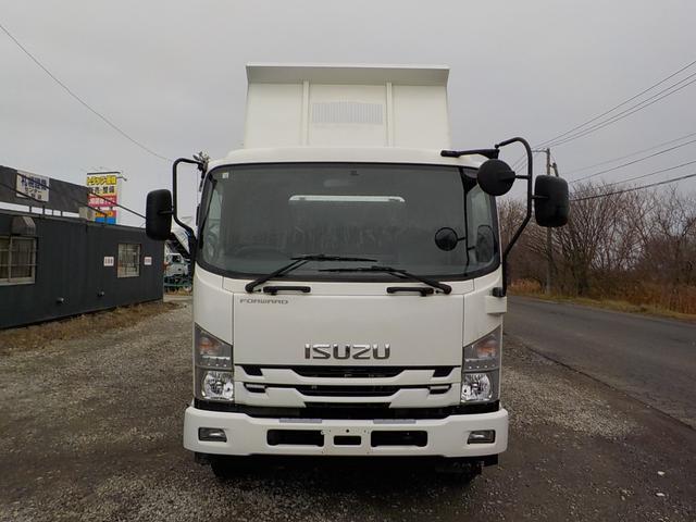 フォワード 4tダンプ ◆4tダンプ◆6MT◆フル装備◆エアバッグ◆平成29年式◆走行32000Km◆ディーゼル◆排気量5190cc◆積載3800kg◆3人乗り◆(2枚目)