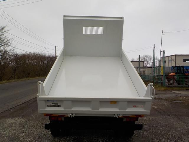 フォワード 4tダンプ ◆4tダンプ◆6MT◆フル装備◆エアバッグ◆平成29年式◆走行32000Km◆ディーゼル◆排気量5190cc◆積載3800kg◆3人乗り◆(7枚目)