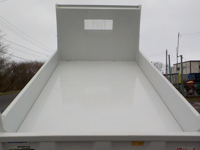 フォワード 4tダンプ ◆4tダンプ◆6MT◆フル装備◆エアバッグ◆平成29年式◆走行32000Km◆ディーゼル◆排気量5190cc◆積載3800kg◆3人乗り◆(10枚目)