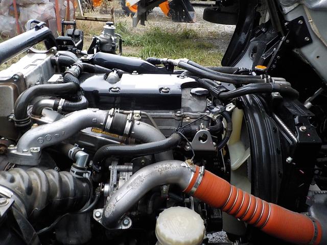 フォワード 4tダンプ ◆4tダンプ◆6MT◆フル装備◆エアバッグ◆平成29年式◆走行32000Km◆ディーゼル◆排気量5190cc◆積載3800kg◆3人乗り◆(21枚目)