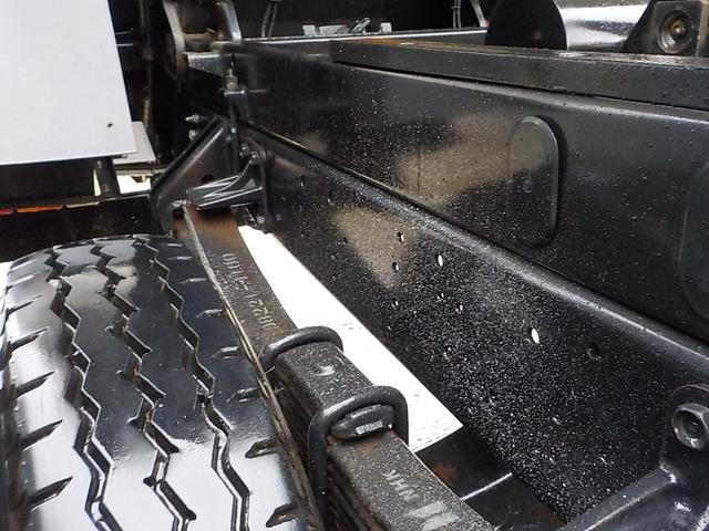 フォワード 4tダンプ ◆4tダンプ◆6MT◆フル装備◆エアバッグ◆平成29年式◆走行32000Km◆ディーゼル◆排気量5190cc◆積載3800kg◆3人乗り◆(25枚目)