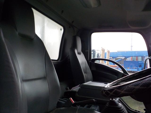 フォワード 4tダンプ ◆4tダンプ◆6MT◆フル装備◆エアバッグ◆平成29年式◆走行32000Km◆ディーゼル◆排気量5190cc◆積載3800kg◆3人乗り◆(34枚目)