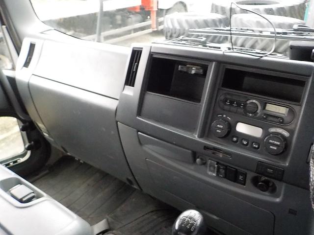 フォワード 4tダンプ ◆4tダンプ◆6MT◆フル装備◆エアバッグ◆平成29年式◆走行32000Km◆ディーゼル◆排気量5190cc◆積載3800kg◆3人乗り◆(37枚目)