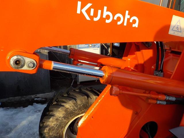 日本 クボタ　ホイールローダー　Ｒ４３０Ｚ　◆平成２５年式◆０．４立米◆クボタタイヤショベル◆バケット幅１５８ｃｍ◆排気量１６５０ｃｃ◆使用時間９６０ＨＲ◆普通免許で運転可◆（12枚目）
