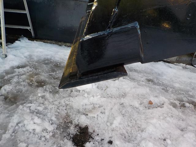 日本 クボタ　ホイールローダー　Ｒ４３０Ｚ　◆平成２５年式◆０．４立米◆クボタタイヤショベル◆バケット幅１５８ｃｍ◆排気量１６５０ｃｃ◆使用時間９６０ＨＲ◆普通免許で運転可◆（34枚目）