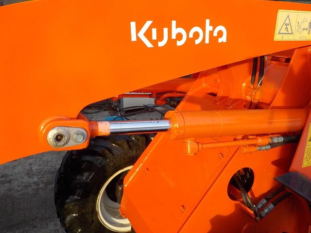 日本 クボタ　ホイールローダー　Ｒ４３０Ｚ　◆平成２５年式◆０．４立米◆クボタタイヤショベル◆バケット幅１５８ｃｍ◆排気量１６５０ｃｃ◆使用時間約１１００ＨＲ◆普通免許で運転可◆（13枚目）
