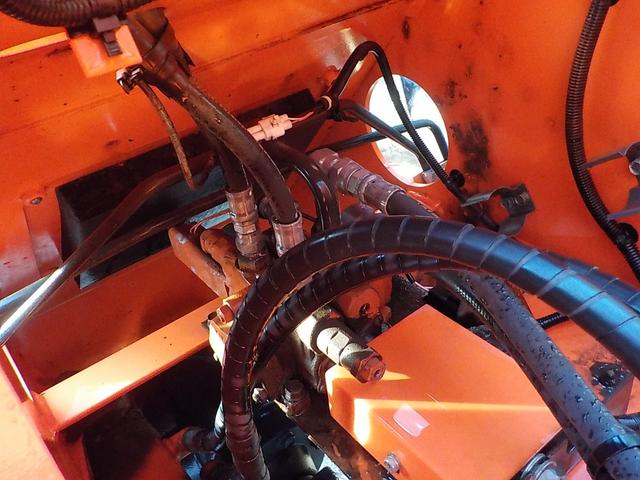 日本 クボタ　ホイールローダー　Ｒ４３０Ｚ　◆平成２５年式◆０．４立米◆クボタタイヤショベル◆バケット幅１５８ｃｍ◆排気量１６５０ｃｃ◆使用時間約１１００ＨＲ◆普通免許で運転可◆（29枚目）