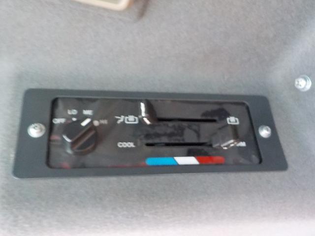 日本 クボタ　ホイールローダー　Ｒ４３０Ｚ　◆平成２５年式◆０．４立米◆クボタタイヤショベル◆バケット幅１５８ｃｍ◆排気量１６５０ｃｃ◆使用時間約１１００ＨＲ◆普通免許で運転可◆（44枚目）