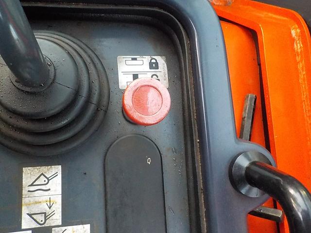 日本 クボタ　ホイールローダー　Ｒ４３０Ｚ　◆平成２５年式◆０．４立米◆クボタタイヤショベル◆バケット幅１５８ｃｍ◆排気量１６５０ｃｃ◆使用時間約１１００ＨＲ◆普通免許で運転可◆（46枚目）