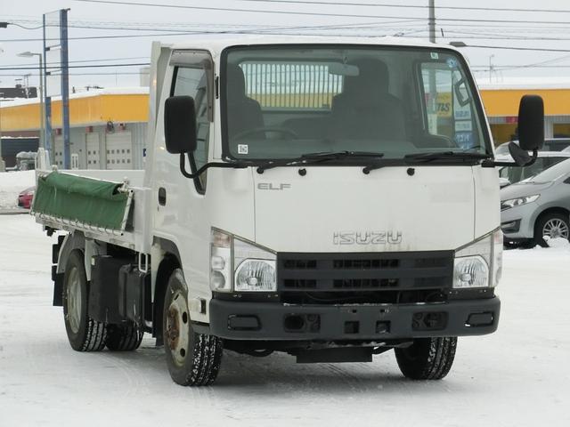 エルフトラック フルフラットロー　ダンプ　２．０ｔ　４ＷＤ　Ｆ５　荷台内寸　長さ３０７ｃｍ　幅１５９ｃｍ　高さ３２ｃｍ　エアコン　パワーウィンドウ　運転席エアバッグ　ヒルホールド（12枚目）