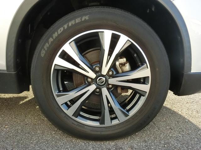 エクストレイル ２０Ｘｉ　４ＷＤ　ドライブレコーダー　パワーバックドア　ＥＴＣ　全周囲カメラ　クリアランスソナー　オートクルーズコントロール　衝突被害軽減システム　ナビ　ＴＶ　オートライト　ＬＥＤヘッドランプ　スマートキー（20枚目）