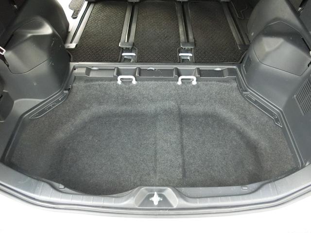 ヴォクシー Ｓ－Ｚ　４ＷＤ　純正ディスプレイオーディオ　ＬＥＤヘッドランプ　リヤオートエアコン　ＥＴＣ　バックカメラ　　ＴＶ　クリアランスソナー　オートクルコン　スマートキー　　衝突被害軽減システム　両側電動スライドドア（55枚目）