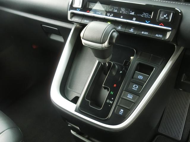 ノア Ｓ－Ｚ　４ＷＤ　レンタアップ　純正ディスプレイオーディオ　寒冷地仕様　ハーフレザー　ＬＥＤヘッドＥＴＣ　バックカメラ　ＴＶ　オートクルコン　レーンアシスト　衝突被害軽減システム　両側電動スライドドア（7枚目）