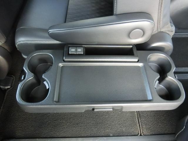 ノア Ｓ－Ｚ　４ＷＤ　レンタアップ　純正ディスプレイオーディオ　寒冷地仕様　ハーフレザー　ＬＥＤヘッドＥＴＣ　バックカメラ　ＴＶ　オートクルコン　レーンアシスト　衝突被害軽減システム　両側電動スライドドア（22枚目）