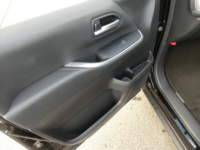 ノア Ｓ－Ｚ　４ＷＤ　レンタアップ　純正ディスプレイオーディオ　寒冷地仕様　ハーフレザー　ＬＥＤヘッドＥＴＣ　バックカメラ　ＴＶ　オートクルコン　レーンアシスト　衝突被害軽減システム　両側電動スライドドア（52枚目）