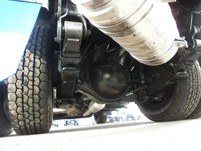 キャンター 全低床ダンプ　３ｔ　ＡＴ　荷台内寸　長さ３０５ｃｍ　幅１５９ｃｍ　高さ３８ｃｍ　新明和ＤＲ２－０１１０ＳＹ　レベライザー　リヤマッドガード　ＥＴＣ　オールシーズンタイヤ　アオリガード（19枚目）