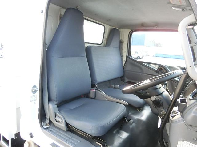 キャンター 全低床ダンプ　３ｔ　ＡＴ　荷台内寸　長さ３０５ｃｍ　幅１５９ｃｍ　高さ３８ｃｍ　新明和ＤＲ２－０１１０ＳＹ　レベライザー　リヤマッドガード　ＥＴＣ　オールシーズンタイヤ　アオリガード（38枚目）