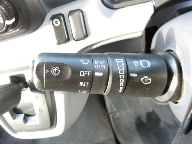 キャンター 全低床ダンプ　３ｔ　ＡＴ　荷台内寸　長さ３０５ｃｍ　幅１５９ｃｍ　高さ３８ｃｍ　新明和ＤＲ２－０１１０ＳＹ　レベライザー　リヤマッドガード　ＥＴＣ　オールシーズンタイヤ　アオリガード（47枚目）