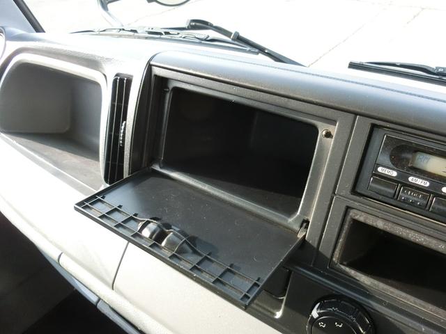 キャンター 全低床ダンプ　３ｔ　ＡＴ　荷台内寸　長さ３０５ｃｍ　幅１５９ｃｍ　高さ３８ｃｍ　新明和ＤＲ２－０１１０ＳＹ　レベライザー　リヤマッドガード　ＥＴＣ　オールシーズンタイヤ　アオリガード（49枚目）