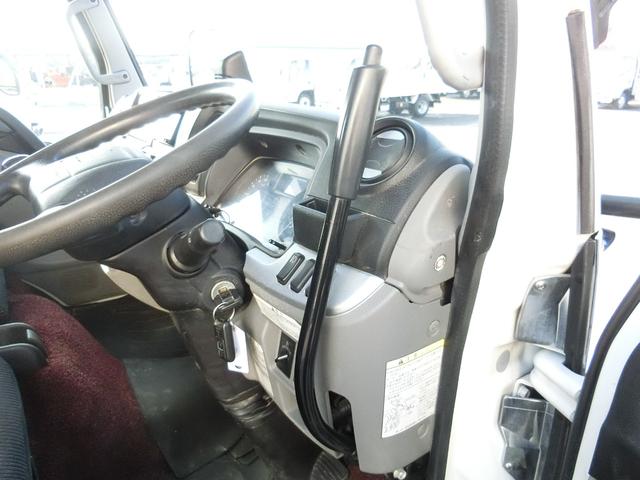 キャンター 全低床ダンプ　カスタム　３ｔ　Ｆ５　内寸　長さ３０５ｃｍ　幅１５９ｃｍ　高さ３７ｃｍ　フルセグメモリーナビ　レーンアシスト　キーレス　ＣＤ　ＵＳＢ　Ｂｌｕｅｔｏｏｔｈ　メッキバンパーグリルコーナーパネルサイドミラー（44枚目）