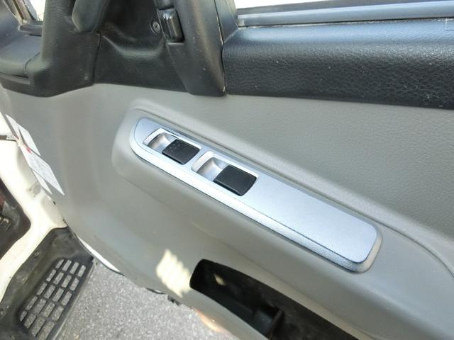 キャンター 全低床ダンプ　カスタム　３ｔ　Ｆ５　内寸　長さ３０５ｃｍ　幅１５９ｃｍ　高さ３７ｃｍ　フルセグメモリーナビ　レーンアシスト　キーレス　ＣＤ　ＵＳＢ　Ｂｌｕｅｔｏｏｔｈ　メッキバンパーグリルコーナーパネルサイドミラー（57枚目）