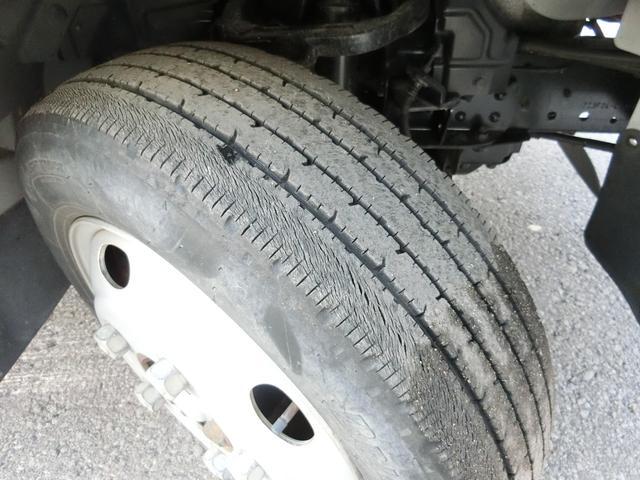 アトラストラック ロングスーパーロー MT 2.0t 荷台内寸 長さ435cm 幅179cm 荷台鉄板張 後輪ダブル ETC キーレスエントリー 電動格納ミラー エアコン パワーウィンドウ 運転席エアバッグ 記録簿(38枚目)