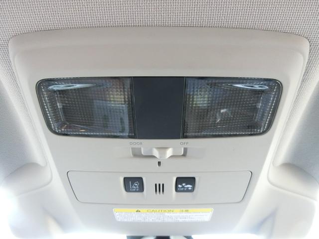 �y���[���A�V�X�g�z���s���ɃJ�����ŎԐ���F�����A�Ԑ�����E�������ȂƂ��Ɍx��𔭂�����A����ɐi��ŃX�e�A�����O�␳���s�����肷��@�\�B