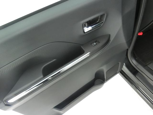 タント カスタムＸ　４ＷＤ　両側電動スライドドア　クリアランスソナー　衝突被害軽減システム　オートライト　ＬＥＤヘッドフォグランプ　サイドエアバッグ　スマートキー　ブレーキホールド　シートヒーター　ベンチシート（30枚目）