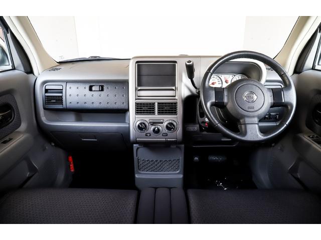 14S FOUR 4WD スマートキー 切替4WD ワイパーデアイサー オートライト 社外アルミホイール 純正フロアマット ドアバイザー(10枚目)