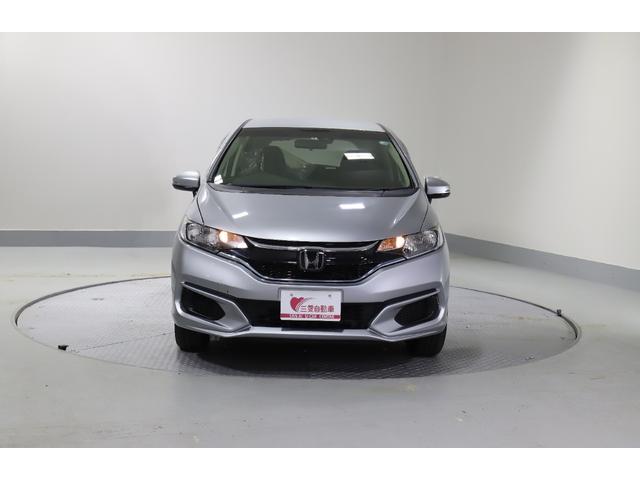 フィットハイブリッド F 4WD スマートキー Pスタート 社外ナビ ETC 衝突軽減サポート Iストップ レーンアシスト ヒーターミラー ワイパーデアイサー クルコン レンタ使用車(7枚目)