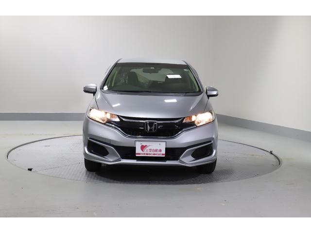 フィットハイブリッド F 4WD スマートキー Pスタート 社外ナビ ETC 衝突軽減サポート Iストップ レーンアシスト ヒーターミラー ワイパーデアイサー クルコン レンタ使用車(8枚目)