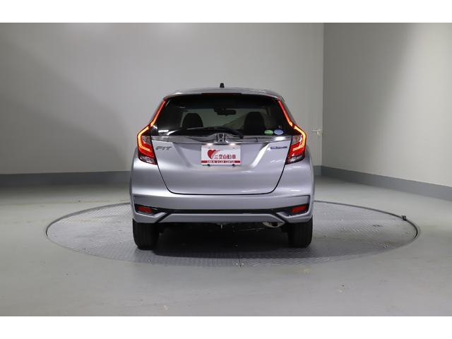 フィットハイブリッド F 4WD スマートキー Pスタート 社外ナビ ETC 衝突軽減サポート Iストップ レーンアシスト ヒーターミラー ワイパーデアイサー クルコン レンタ使用車(15枚目)