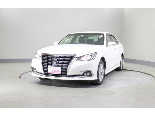 クラウン ロイヤルサルーンＧ　ｉ－Ｆｏｕｒ　４ＷＤ　純正ナビ　フルセグ　バックカメラ　ＥＴＣ　横滑り防止　オートハイビーム　クルコン　ＢＳＭ　シートメモリー　ヒーターミラー　全席レザーシートカバー　純正アルミホイール（13枚目）