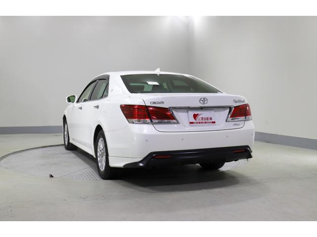 クラウン ロイヤルサルーンＧ　ｉ－Ｆｏｕｒ　４ＷＤ　純正ナビ　フルセグ　バックカメラ　ＥＴＣ　横滑り防止　オートハイビーム　クルコン　ＢＳＭ　シートメモリー　ヒーターミラー　全席レザーシートカバー　純正アルミホイール（21枚目）