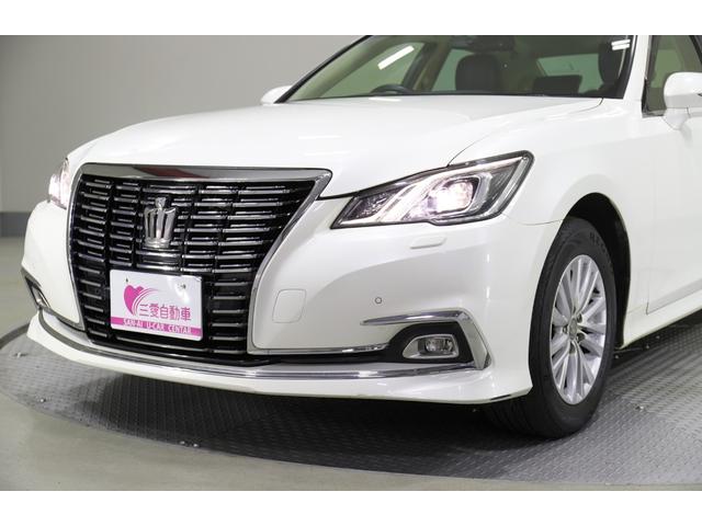 クラウン ロイヤルサルーンＧ　ｉ－Ｆｏｕｒ　４ＷＤ　純正ナビ　フルセグ　バックカメラ　ＥＴＣ　横滑り防止　オートハイビーム　クルコン　ＢＳＭ　シートメモリー　ヒーターミラー　全席レザーシートカバー　純正アルミホイール（50枚目）