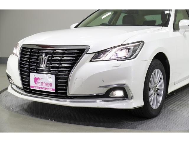 クラウン ロイヤルサルーンＧ　ｉ－Ｆｏｕｒ　４ＷＤ　純正ナビ　フルセグ　バックカメラ　ＥＴＣ　横滑り防止　オートハイビーム　クルコン　ＢＳＭ　シートメモリー　ヒーターミラー　全席レザーシートカバー　純正アルミホイール（51枚目）