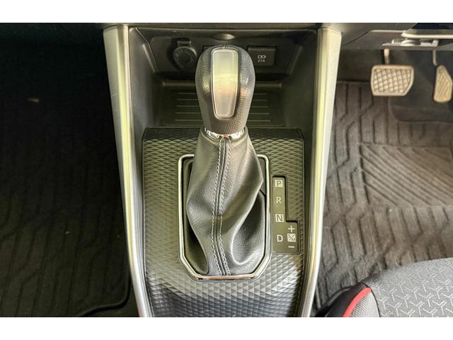 ライズ Z 4WD 純正ナビ バックカメラ 全方位モニター ETC 衝突軽減サポート Iストップ レーンアシスト ワイパーデアイサー シートH ステコン クルコン 社外ドラレコ前後 コーナーセンサー 純正AW(57枚目)