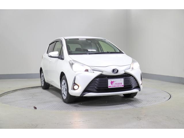 ヴィッツ U 純正ナビ Bカメラ ETC 衝突軽減サポート レーンアシスト ワイパーデアイサー 切替4WD シートH オートハイビーム LEDオートライト 社外ドラレコ前後 社外エンスタ(6枚目)