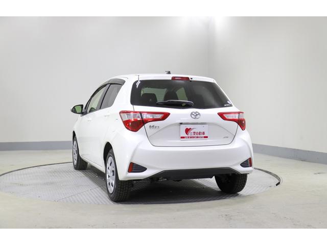 ヴィッツ U 純正ナビ Bカメラ ETC 衝突軽減サポート レーンアシスト ワイパーデアイサー 切替4WD シートH オートハイビーム LEDオートライト 社外ドラレコ前後 社外エンスタ(21枚目)