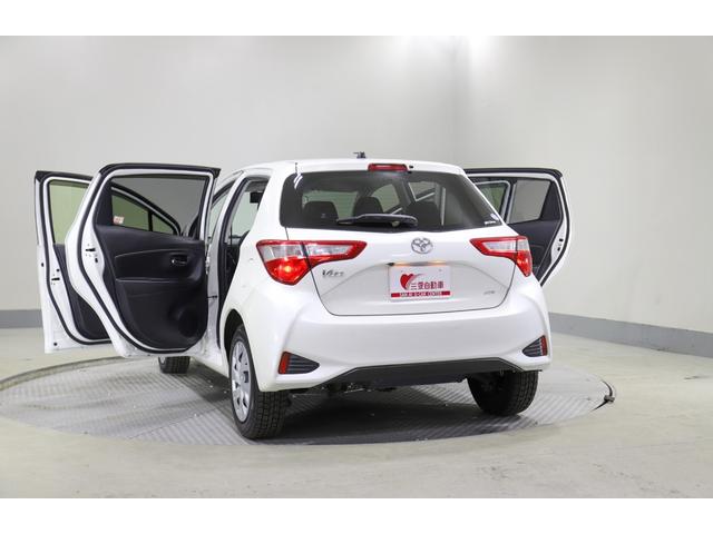 ヴィッツ U 純正ナビ Bカメラ ETC 衝突軽減サポート レーンアシスト ワイパーデアイサー 切替4WD シートH オートハイビーム LEDオートライト 社外ドラレコ前後 社外エンスタ(24枚目)