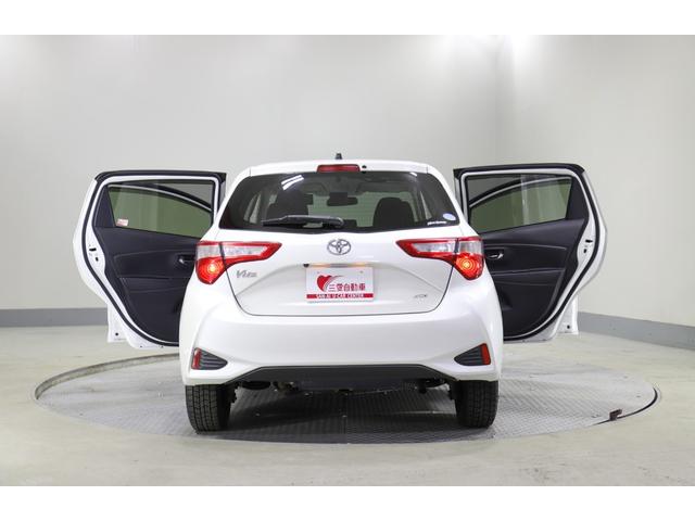 ヴィッツ U 純正ナビ Bカメラ ETC 衝突軽減サポート レーンアシスト ワイパーデアイサー 切替4WD シートH オートハイビーム LEDオートライト 社外ドラレコ前後 社外エンスタ(31枚目)