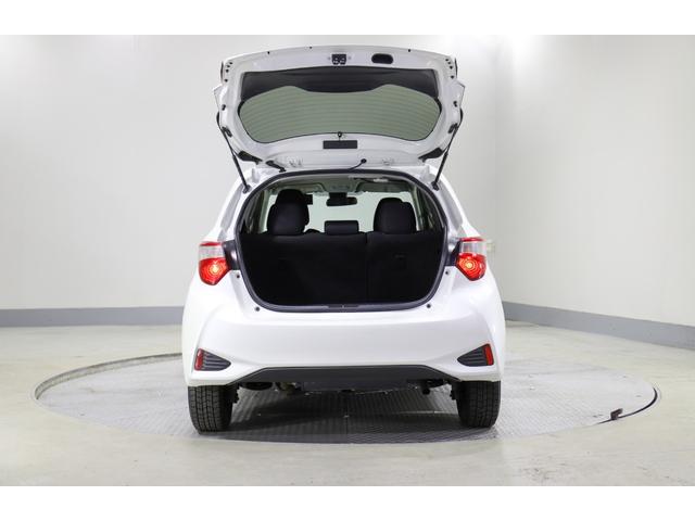 ヴィッツ U 純正ナビ Bカメラ ETC 衝突軽減サポート レーンアシスト ワイパーデアイサー 切替4WD シートH オートハイビーム LEDオートライト 社外ドラレコ前後 社外エンスタ(34枚目)