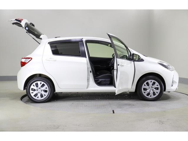 ヴィッツ U 純正ナビ Bカメラ ETC 衝突軽減サポート レーンアシスト ワイパーデアイサー 切替4WD シートH オートハイビーム LEDオートライト 社外ドラレコ前後 社外エンスタ(46枚目)