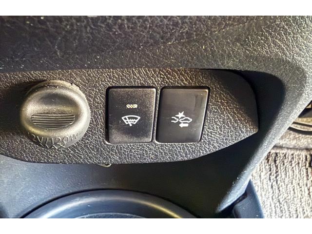 ヴィッツ U 純正ナビ Bカメラ ETC 衝突軽減サポート レーンアシスト ワイパーデアイサー 切替4WD シートH オートハイビーム LEDオートライト 社外ドラレコ前後 社外エンスタ(61枚目)