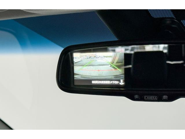 �o�b�N�~���[�^���o�b�N�E�T�C�h�E�t�����g�E�S���ʃ��j�^�[��