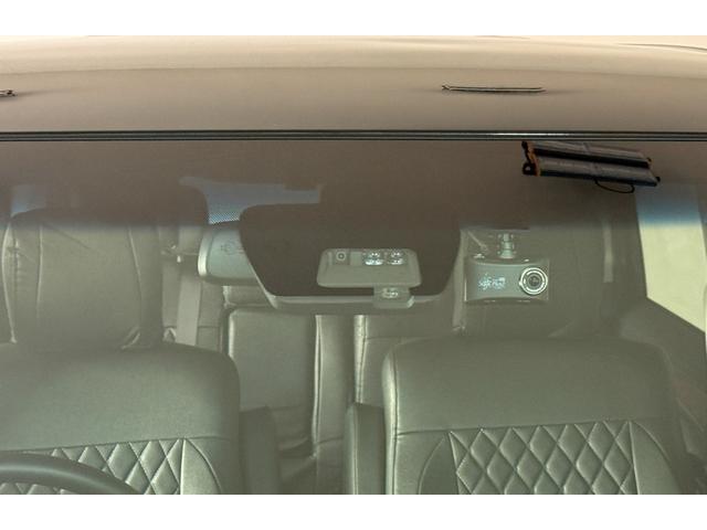 �������̎��̑O���h���C�u���R�[�_�[�t���Ă܂���