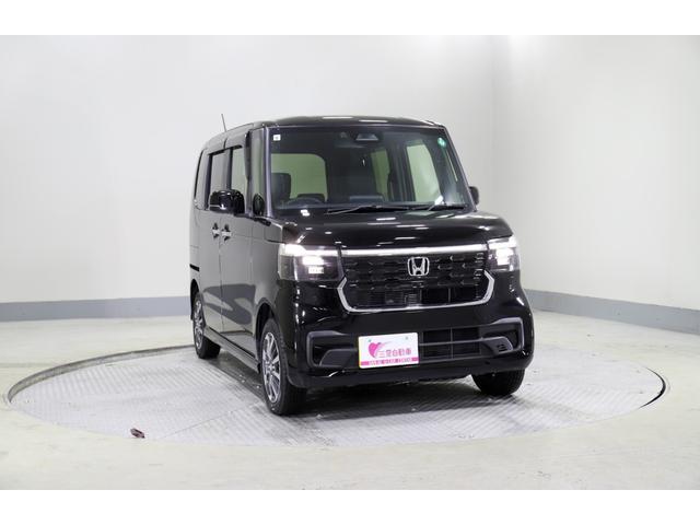 Ｎ－ＢＯＸカスタム ベースグレード　４ＷＤ　レンタアップ　純正ナビ　Ｂカメラ　ＥＴＣ　片側パワスラ　衝突軽減サポート　Ｉストップ　シートＨ　Ｈミラー　ブレーキＨ　クルコン　コーナーセンサー　レーンアシスト　夏・冬タイヤ　純正ＡＷ（6枚目）