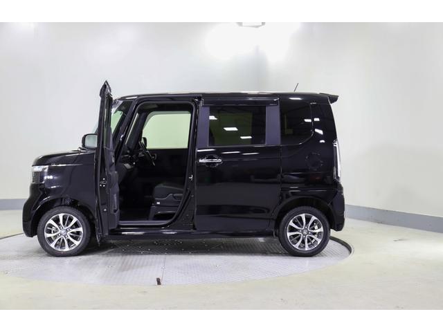 Ｎ－ＢＯＸカスタム ベースグレード　４ＷＤ　レンタアップ　純正ナビ　Ｂカメラ　ＥＴＣ　片側パワスラ　衝突軽減サポート　Ｉストップ　シートＨ　Ｈミラー　ブレーキＨ　クルコン　コーナーセンサー　レーンアシスト　夏・冬タイヤ　純正ＡＷ（14枚目）